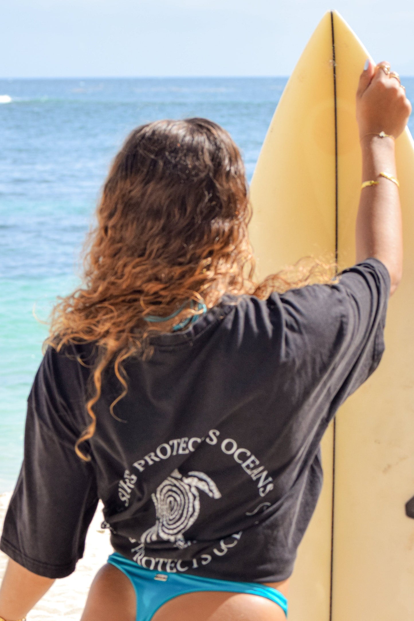 T-Shirt Sparksweat unisexe " Surfing Protects Oceans "